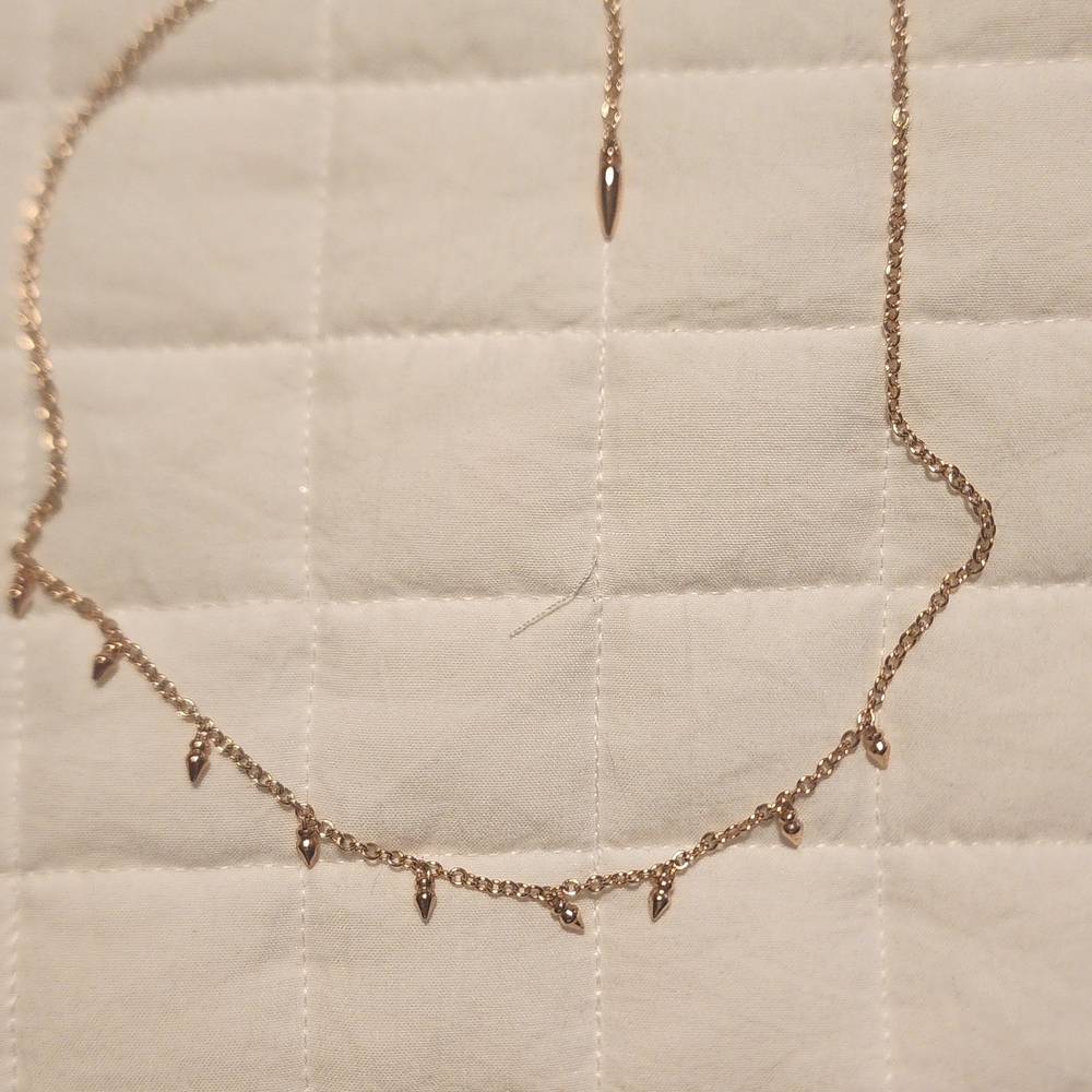 Kendra Scott Elegant Gold Teardrop Necklace